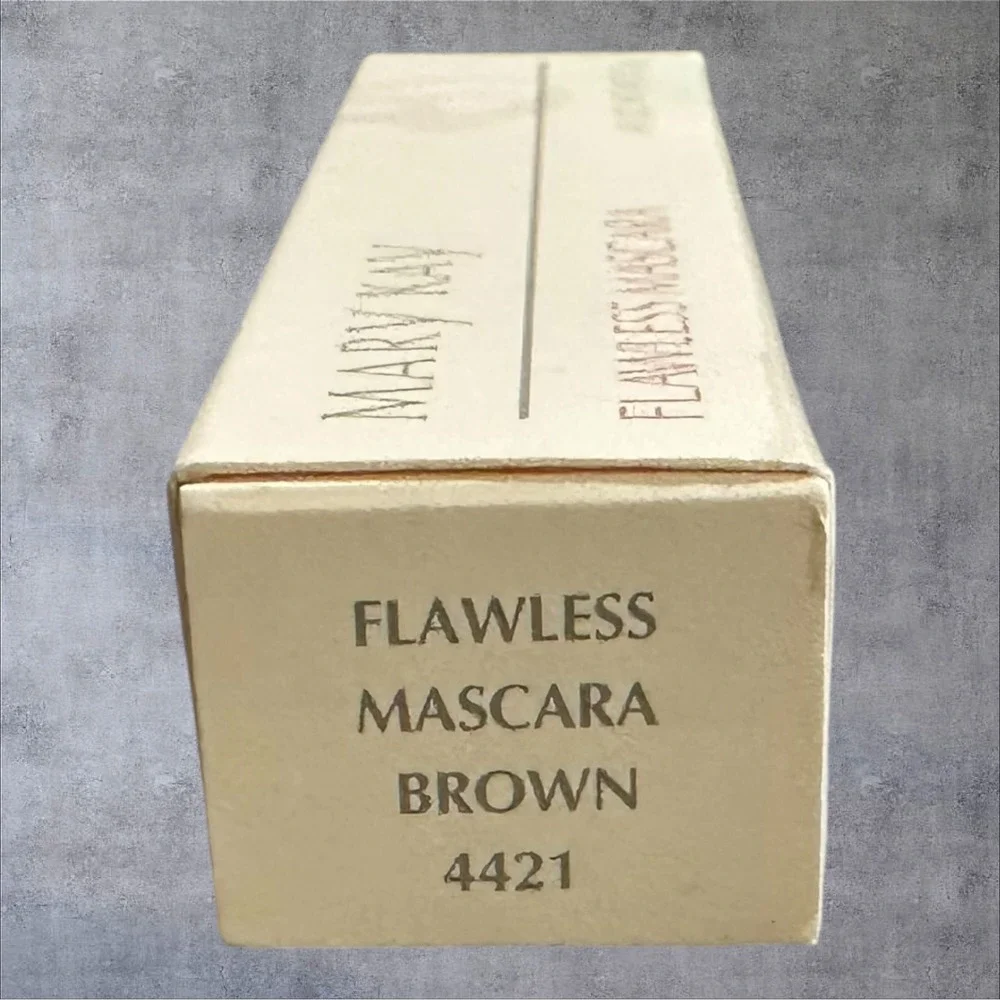 Mary Kay Flawless Mascara Brown 4421 New‎ In Box .45 oz 12g Made in USA